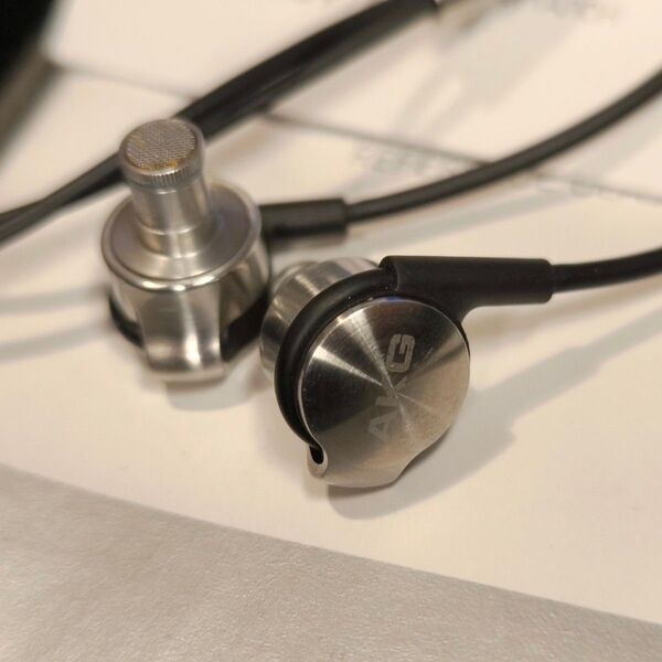 AKG k3003 イヤホン