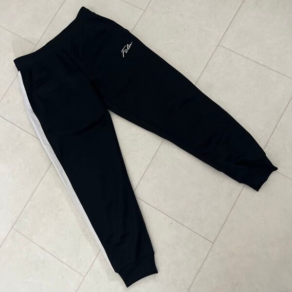 FILA フィラ 筆記体 ブランド ロゴ ライン ジョガーパンツ トラックパンツ スウェットパンツ ジャージパンツ レディース L