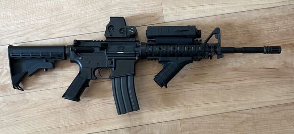 【値下げ可能】東京マルイ 次世代電動ガン M4a1 カスタム