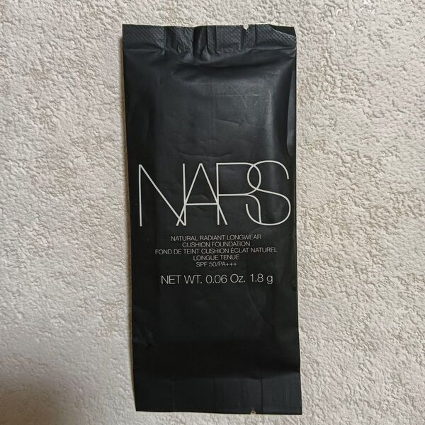 未開封 NARS ナチュラルラディアント ロングウェア クッションファンデーション 5880 1.8g サンプル ナーズ