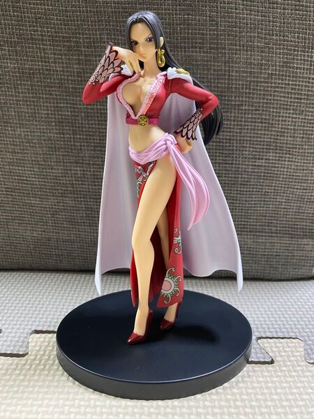 ワンピース DXF ボア・ハンコック フィギュア