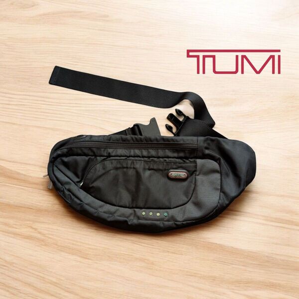 トゥミ TUMI 5131D ウエストバッグ ボディバッグ ワンショルダーバッグ 黒 ブラック メンズ 中古