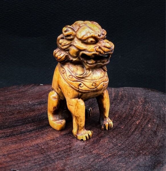 時代物 骨董品 獅子根付 彫刻 置物 天然素材 マンモス 骨董飾り物 東洋彫刻 細密彫刻