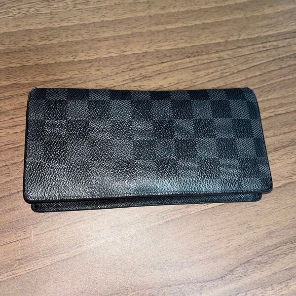 LOUIS VUITTON 長財布二つ折り黒 ダミエグラフイットポルトフォイユロンN62665 並行輸入品