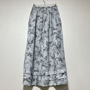 URBAN RESEARCH DOORS シフォンドットフラワープリントスカート