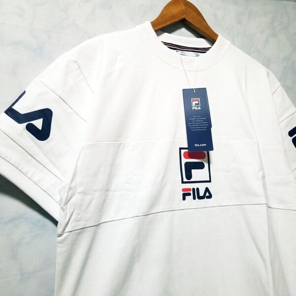 【新品】【Mサイズ】FILA フィラ Tシャツ メンズ ホワイト【送料無料】