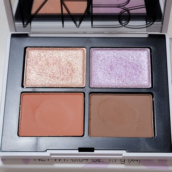 NARS クワッドアイシャドー / 04065 SAKURA