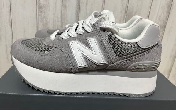ニューバランス(new balance)(レディース)スニーカー 574+ SD グレー WL574ZSDB 厚底 23.5cm