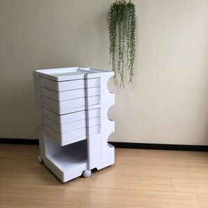 【美品】ボビーワゴン 3段6トレイ ホワイト リプロダクト キャスター