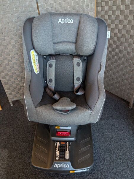 Aprica クルリラライト ISOFIX チャイルドシート