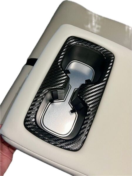 レクサスNX 20系 後席カップホルダー用のコースター(2層アクリル板レーザー加工)5