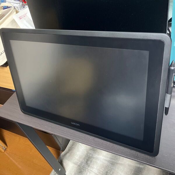 Wacom 液晶タブレット 22インチ