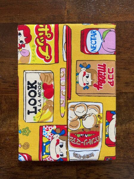 ペコちゃん ティッシュケース お菓子柄 ポケットティッシュカバー ハンドメイド