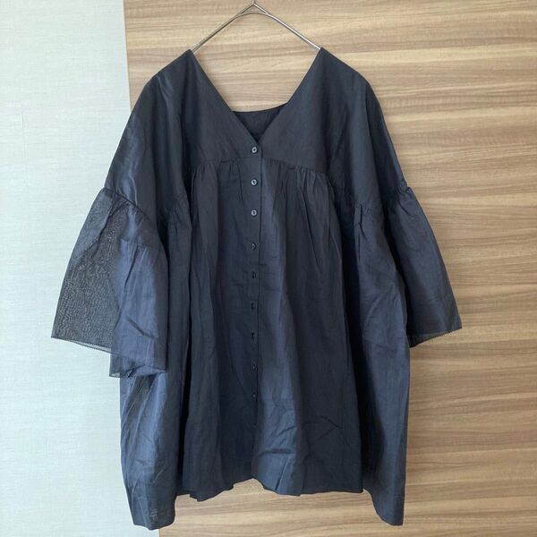 新品 ニコアンド niko and…ボイルギャザー2WAYブラウス