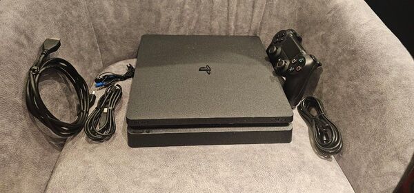 CUH-2200A