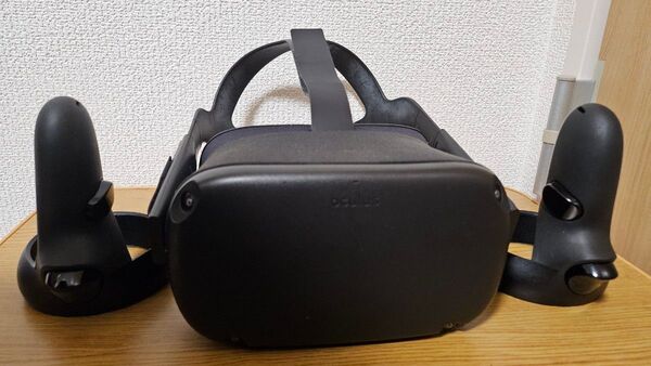 Oculus Quest VRヘッドセット