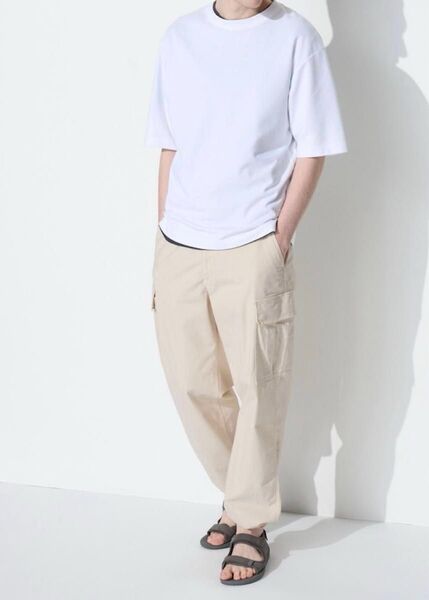 〈 L 〉ユニクロ「 カーゴパンツ 」〈 サイズ:L カラー:OFF WHITE / オフホワイト(画像1・2) 〉
