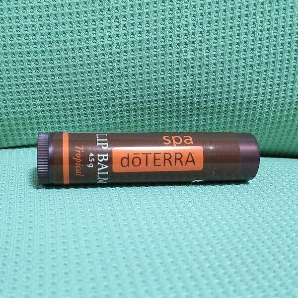 【新品未開封】doTERRA ドテラ リップバームトロピカル1本