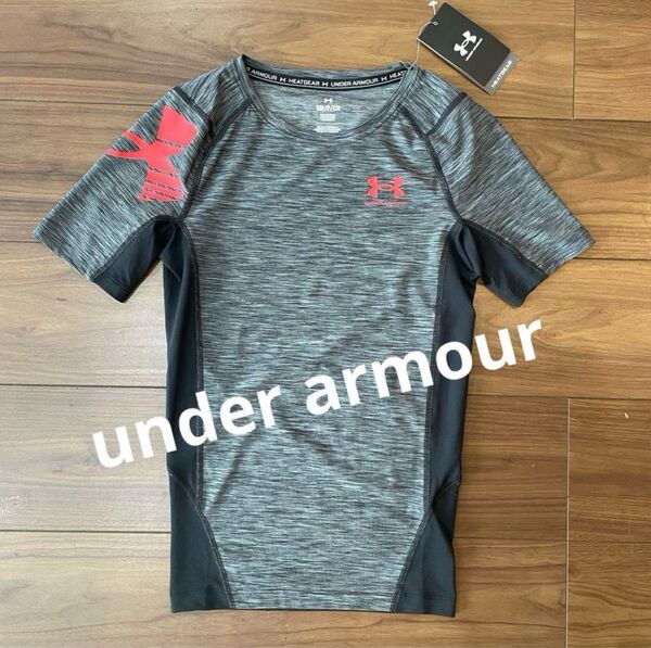定価4950円 新品未使用タグ付き under armour アンダーアーマー Tシャツ メンズ