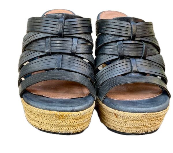 UGG ウェッジソールサンダル レザー ネイビー
