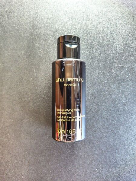 shu uemura シュウ ウエムラ black cleansing oil ブラック クレンジング オイル 内容量 50ml
