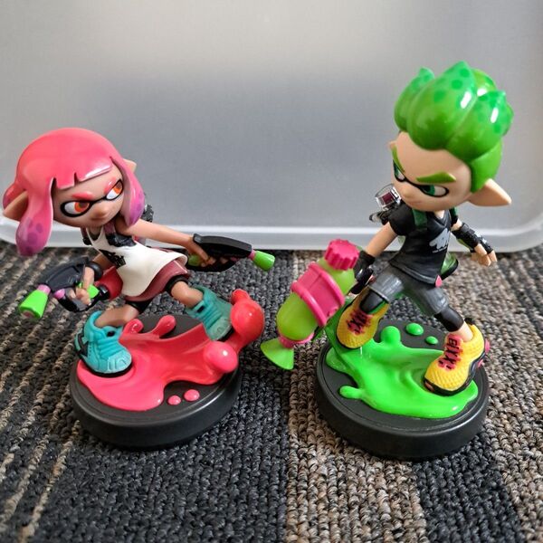 アミーボ スプラトゥーン ガール ネオンピンク ボーイ ネオグリーン amibo