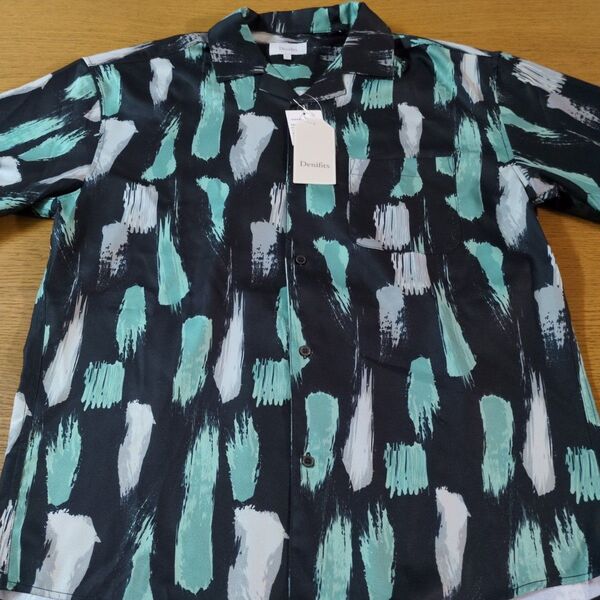 W☆新品☆Denifits☆半袖シャツ☆サイズL☆ブラック☆男性用☆No.2402