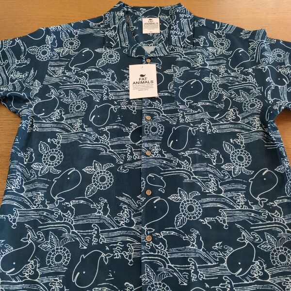 W☆新品☆FAT ANIMALS☆半袖シャツ☆サイズ5L☆深緑色・クジラ柄☆男性用☆No.2458