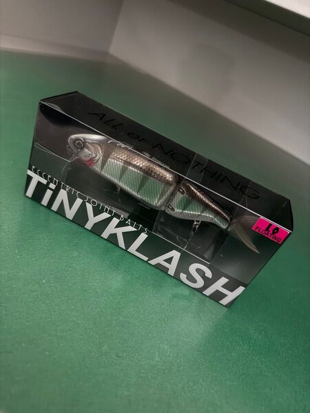 新品DRT タイニークラッシュLURKERラーカー ヘッドグローLOW オリカラ DRT タイニークラッシュ