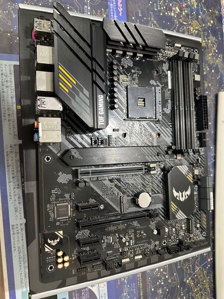 ASUS TUF GAMING B550-PLUS中古品