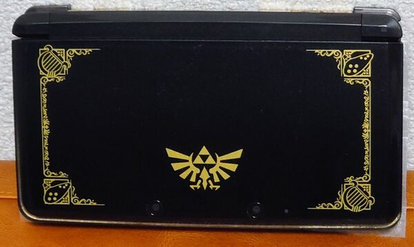 ニンテンドー3DS 本体 ゼルダの伝説25th ANNIVERSRY