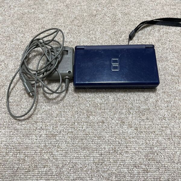 A1768 Nintendo DS Lite エナメルネイビー