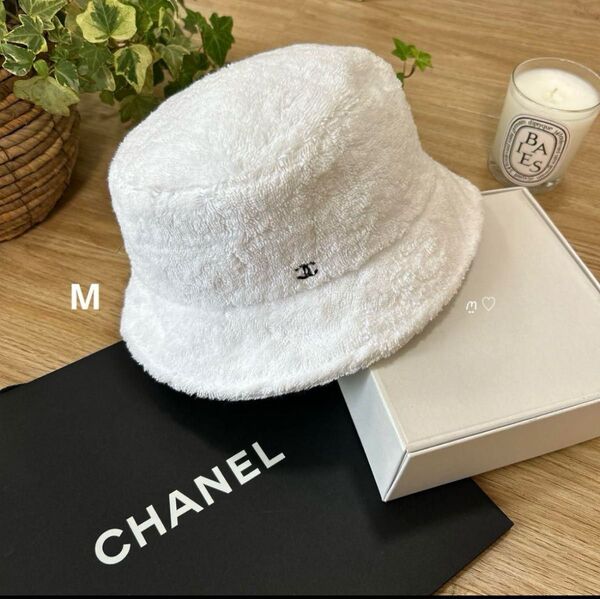 CHANELシャネル ココマークテリークロスバケットハットM ホワイトパイル帽子