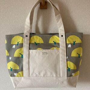 ハンドメイド 大きめトートバッグ