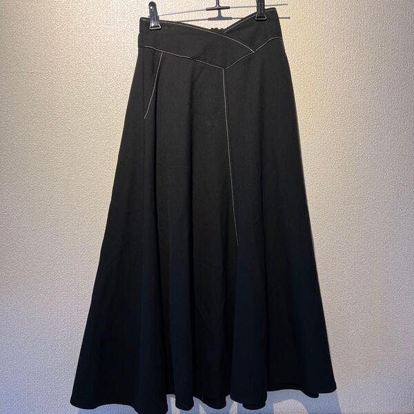 ロングスカート 黒 フレアスカート ステッチ
