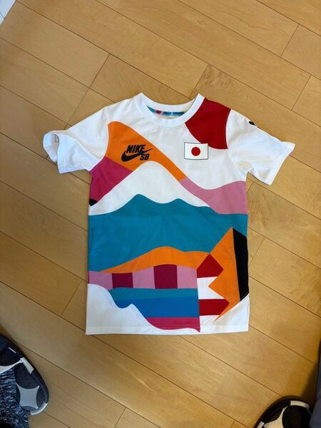 ナイキ 東京オリンピック Tシャツキッズ Sサイズ 130?くらい