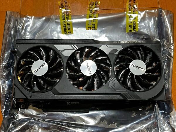 GIGABYTE GeForce RTX 4070 Ti WINDFORCE OC 12G 2026/2月まで保証内