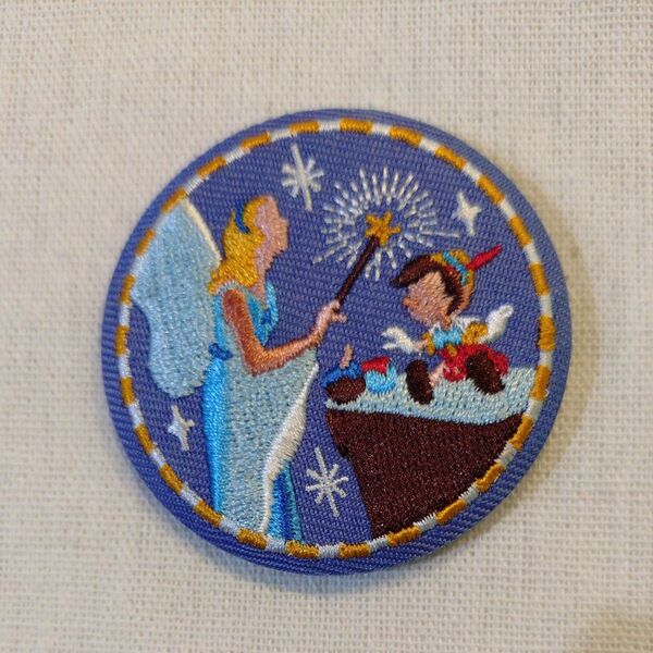 ディズニーキャラクター 刺繍缶バッジ ピノキオ