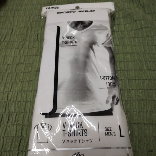 BODY WILD Vネック Tシャツ Lサイズ