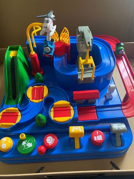 トーマス プラレール ぐるぐる冒険セット