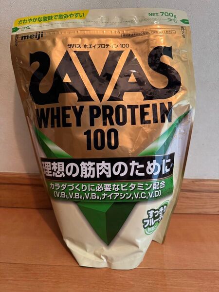 24明治 ザバス(SAVAS) ホエイプロテイン100 すっきりフルーティー風味700g ダイエット トレーニング理想の筋肉 安い