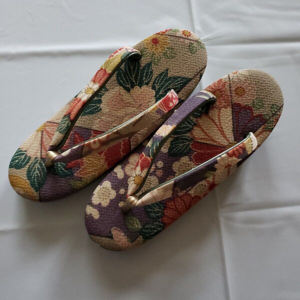 未使用品 花柄布製草履 成人式 七五三 13参り sサイズ 草履21㎝
