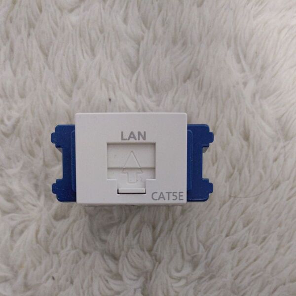 NR3160W 情報モジュラジャック CAT5E Panasonic 埋込型 ぐっとすシリーズ
