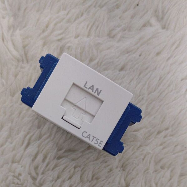 NR3160W 情報モジュラジャック Panasonic CAT5E