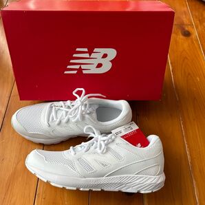 New Balance ランニングシューズ 23.5cm ホワイト 新品未使用