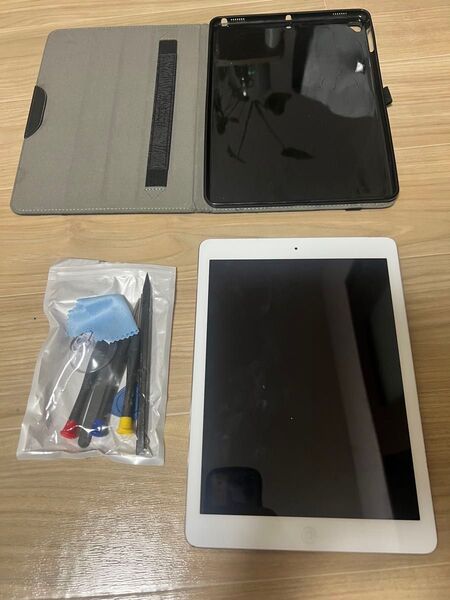Apple iPad Air、電池交換工具、ケースセット【ジャンク&部品取り】