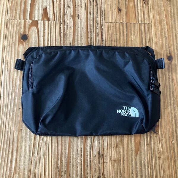 THE NORTH FACE ブラック トラベルポーチ