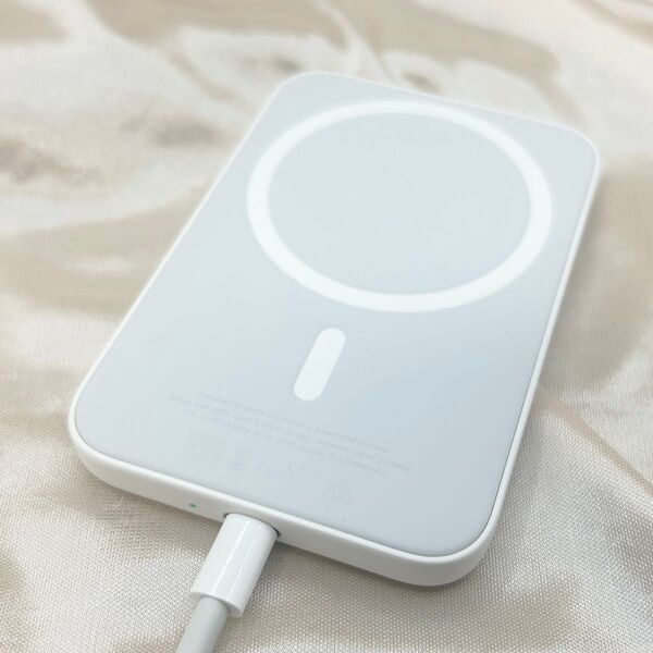 【美品】Apple MagSafe 充電器 A2384