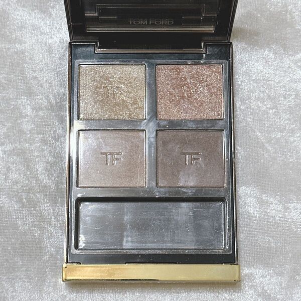 TOM FORD トムフォード アイカラークォード 01 ゴールデンミンク コスメ アイシャドウ