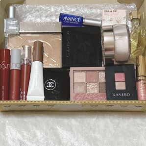 コスメまとめ売り CHANEL SUQQU カネボウ ルナソル ポールアンドジョー コスメデコルテ ロムアンド アイシャドウ
